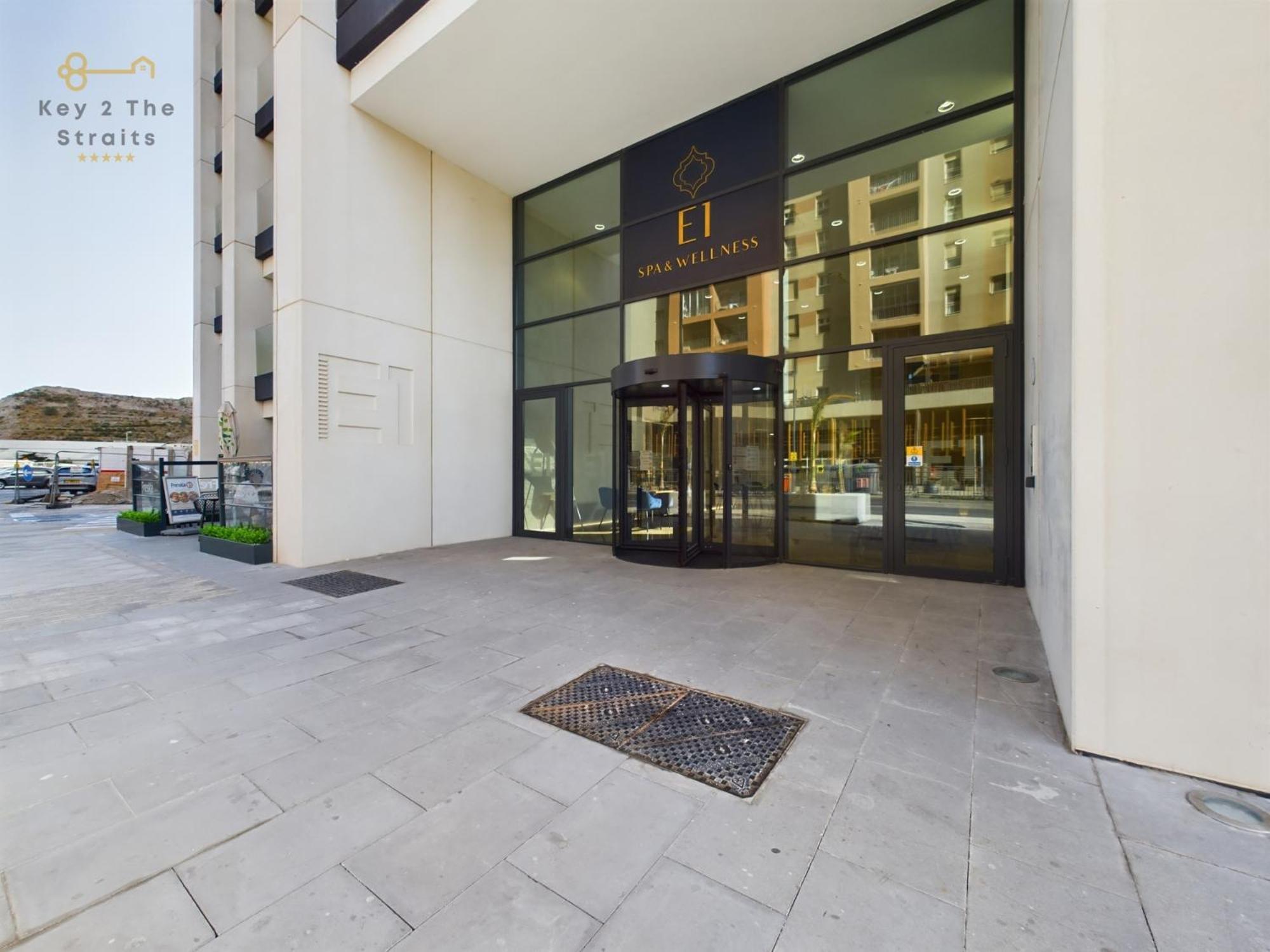 Luxury Sunrise Beach And Oceanview Room With Balcony Gibraltar Exterior photo