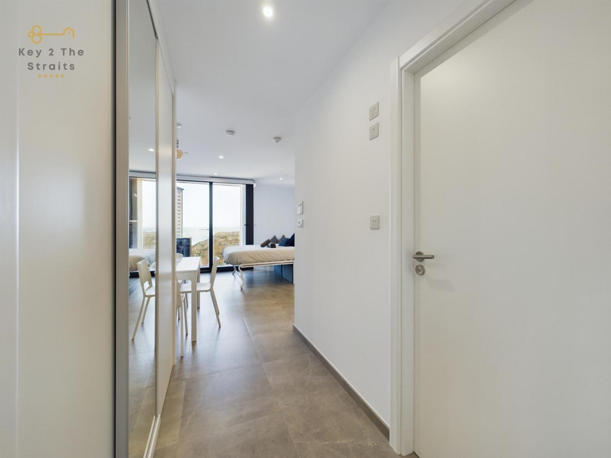 Luxury Sunrise Beach And Oceanview Room With Balcony Gibraltar Exterior photo