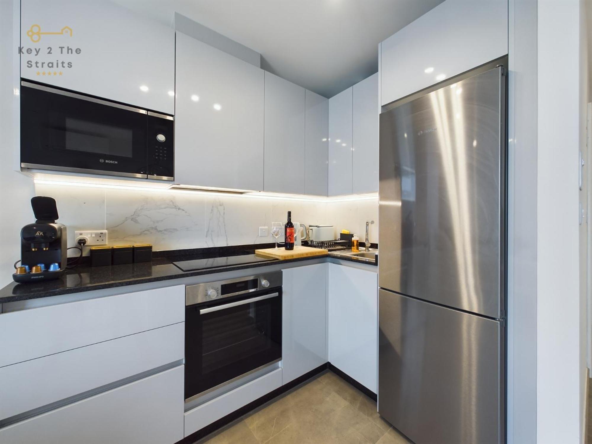 Luxury Sunrise Beach And Oceanview Room With Balcony Gibraltar Exterior photo